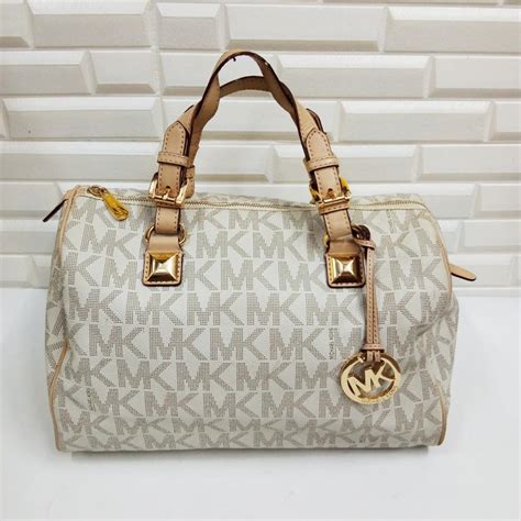 bags similar to michael kors|best michael kors knockoff handbags.